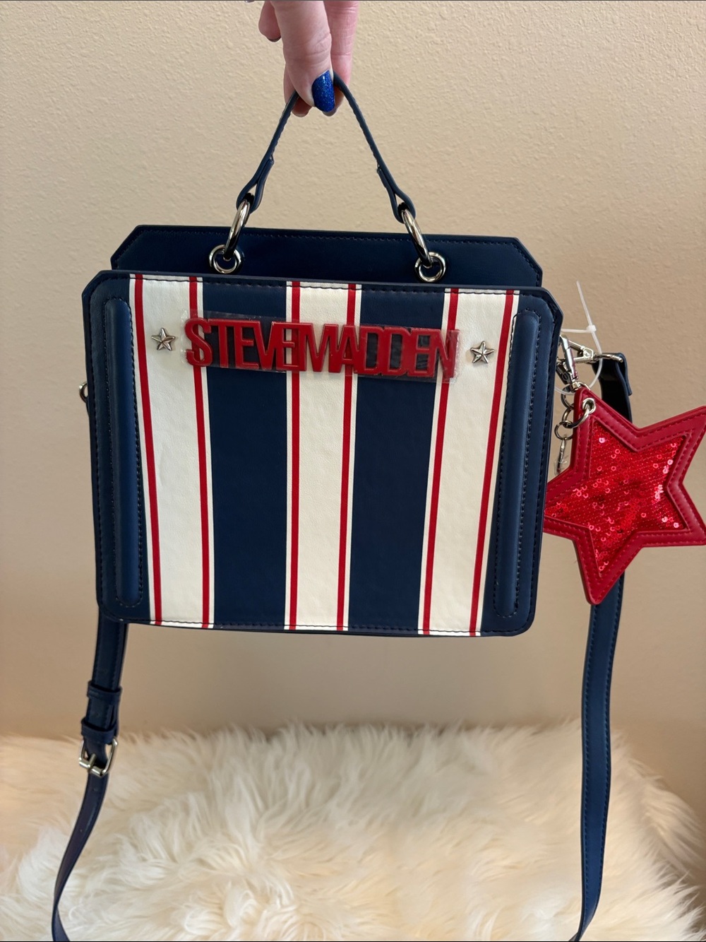 Steve Madden Red, White & Blue Top-Handle Bag Bevlynn Stripe Satchel W/ Star βοΈ - Picture 3 of 13